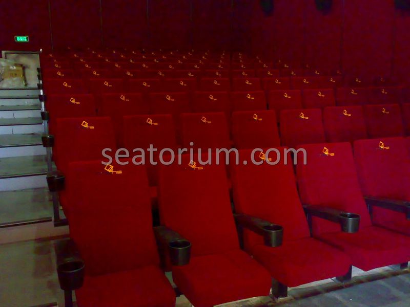 CNens Cinema & Movie Theater Chair Installation - Seatorium™'s Auditorium