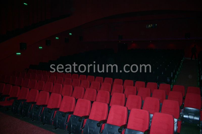 Denizli Movie Theater Chair Installation - Seatorium™'s Auditorium