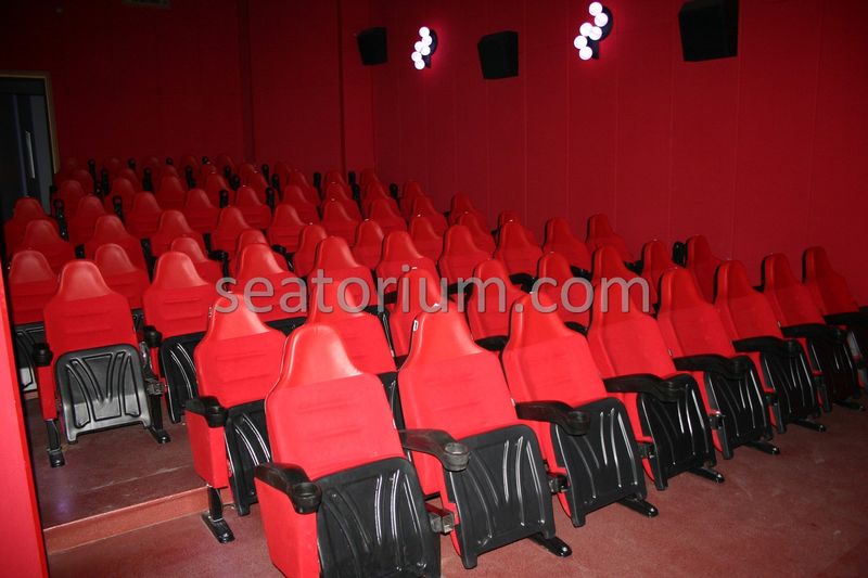 Denizli Movie Theater Chair Installation - Seatorium™'s Auditorium