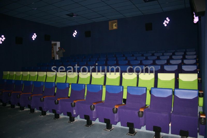 Denizli Movie Theater Chair Installation - Seatorium™'s Auditorium