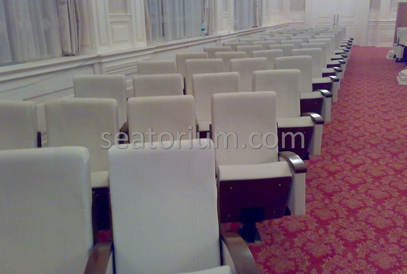 Gazi University Auditorium Chairs Installation - Seatorium™'s Auditorium