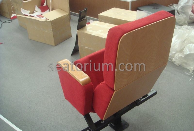 İlmi Research Center Auditorium Chairs Installation - Seatorium™'s Auditorium