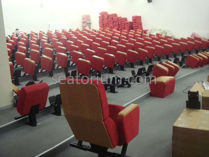 İlmi Research Center Auditorium Chairs Installation - Seatorium™'s Auditorium