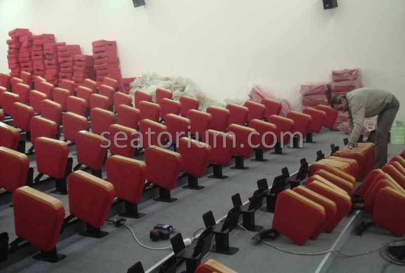 İlmi Research Center Auditorium Chairs Installation - Seatorium™'s Auditorium