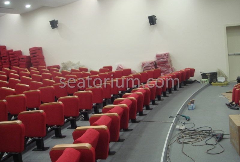 İlmi Research Center Auditorium Chairs Installation - Seatorium™'s Auditorium