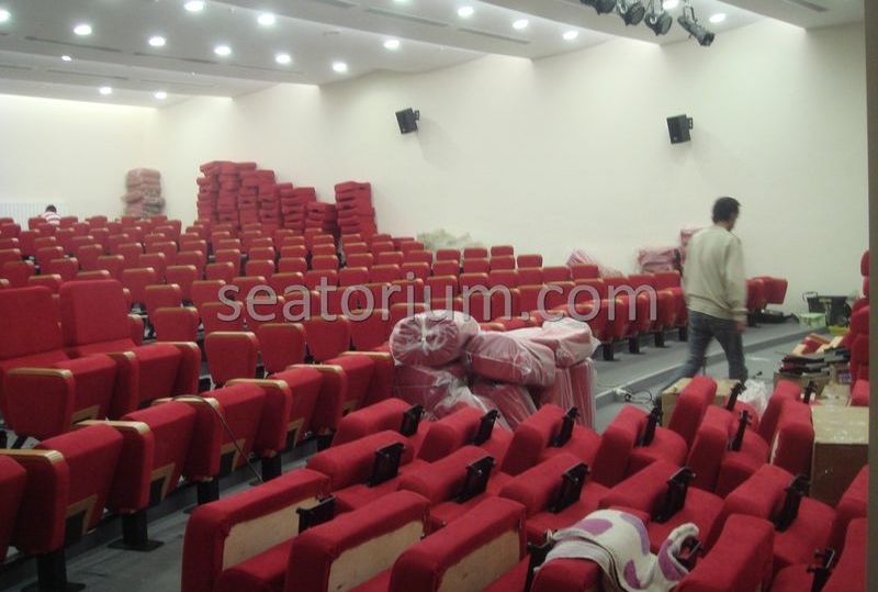 İlmi Research Center Auditorium Chairs Installation - Seatorium™'s Auditorium