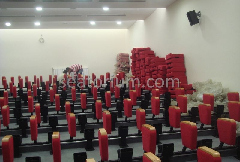 İlmi Research Center Auditorium Chairs Installation - Seatorium™'s Auditorium