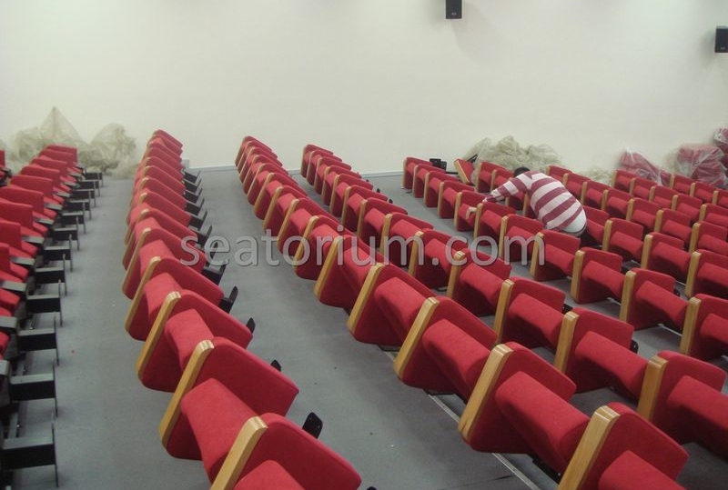 İlmi Research Center Auditorium Chairs Installation - Seatorium™'s Auditorium