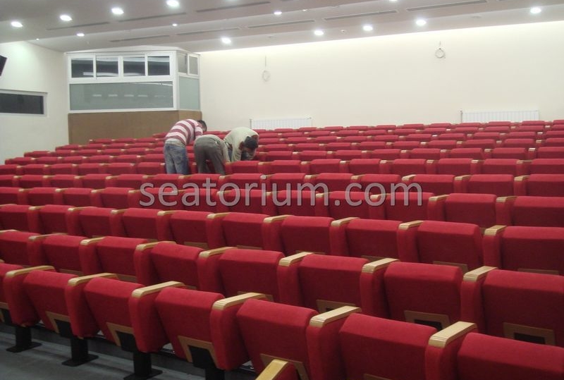 İlmi Research Center Auditorium Chairs Installation - Seatorium™'s Auditorium