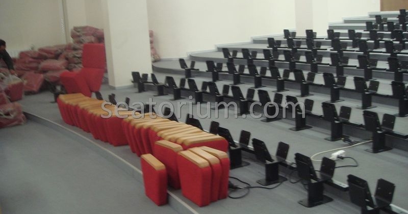 İlmi Research Center Auditorium Chairs Installation - Seatorium™'s Auditorium