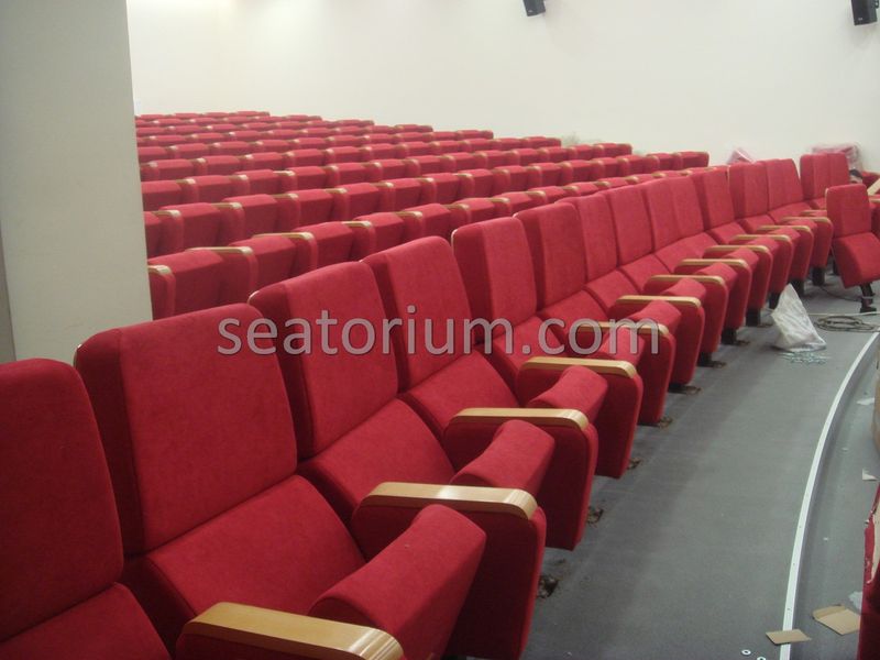 İlmi Research Center Auditorium Chairs Installation - Seatorium™'s Auditorium