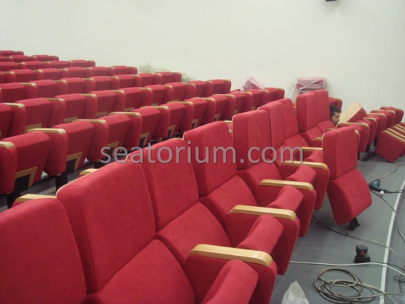 İlmi Research Center Auditorium Chairs Installation - Seatorium™'s Auditorium