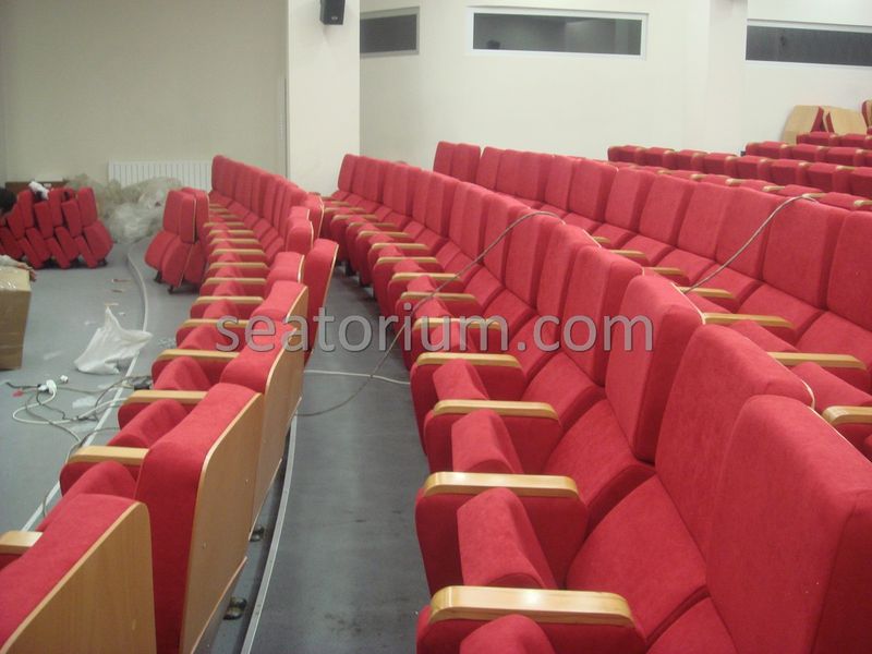 İlmi Research Center Auditorium Chairs Installation - Seatorium™'s Auditorium