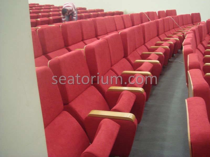 İlmi Research Center Auditorium Chairs Installation - Seatorium™'s Auditorium