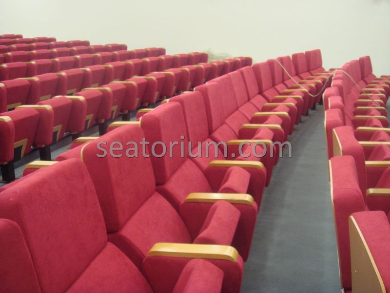 İlmi Research Center Auditorium Chairs Installation - Seatorium™'s Auditorium