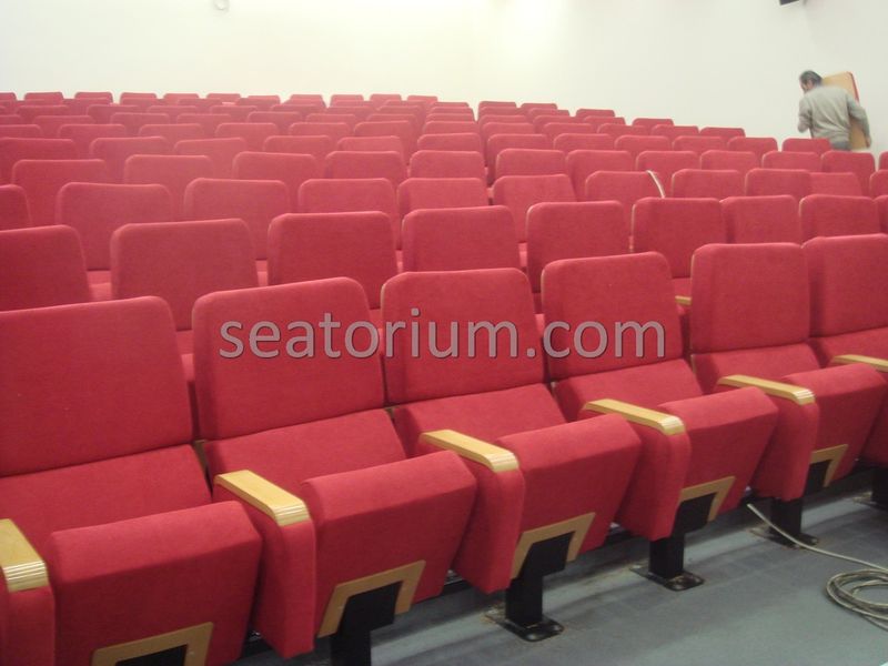 İlmi Research Center Auditorium Chairs Installation - Seatorium™'s Auditorium