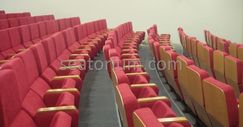 İlmi Research Center Auditorium Chairs Installation - Seatorium™'s Auditorium