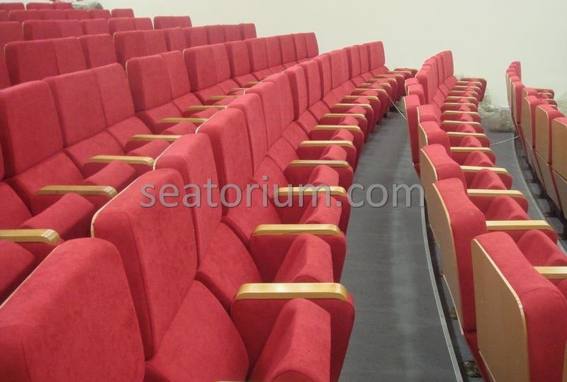 İlmi Research Center Auditorium Chairs Installation - Seatorium™'s Auditorium