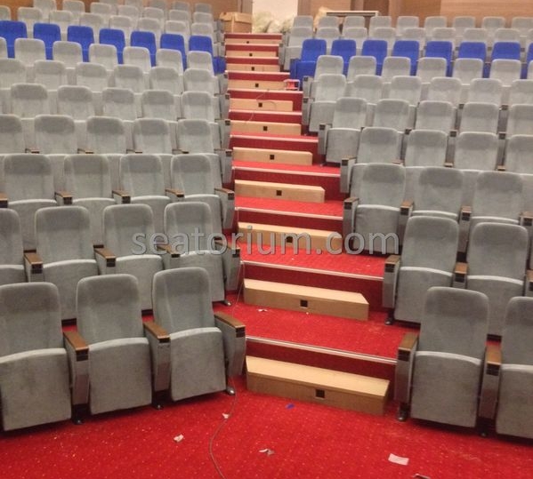 İstanbul Özyeğin University VIP Auditorium Chairs - Seatorium™'s Auditorium