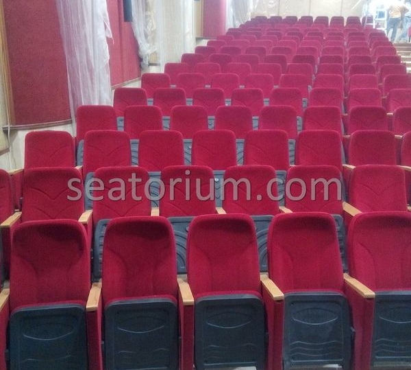 Lebanon Auditorium Chairs Installation - Seatorium™'s Auditorium