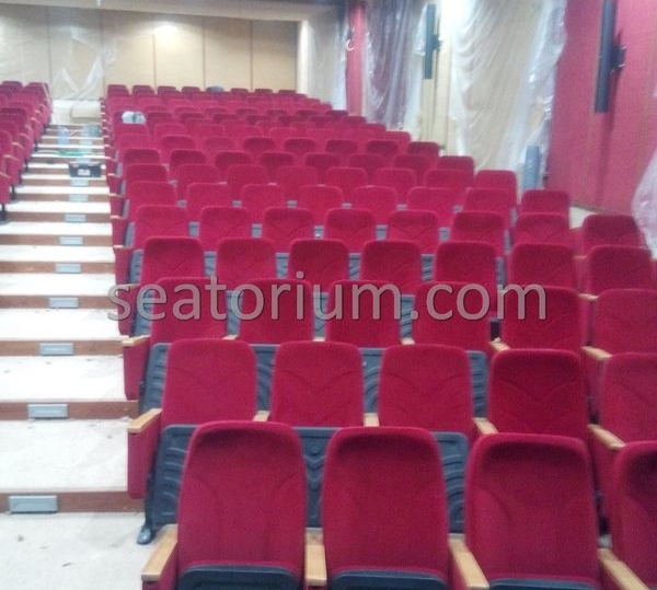 Lebanon Auditorium Chairs Installation - Seatorium™'s Auditorium