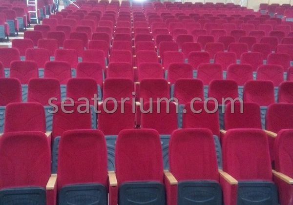 Lebanon Auditorium Chairs Installation - Seatorium™'s Auditorium