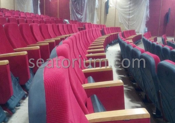 Lebanon Auditorium Chairs Installation - Seatorium™'s Auditorium