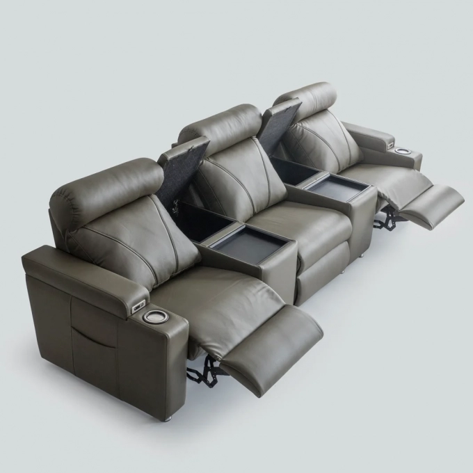 Zero-triple-reclining-sofa-with-center-console-5